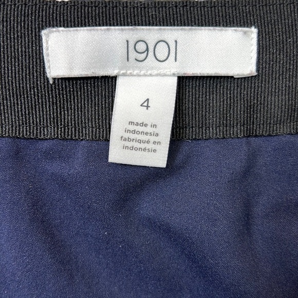 1901 Pleated Floral Skirt 4 Black Blue - Picture 5 of 6